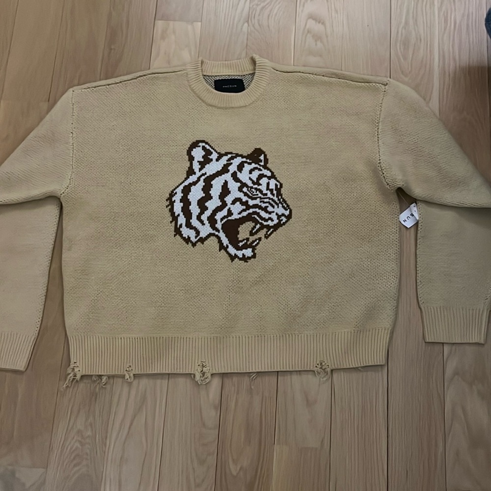 Brown/Tan Pacsun Sweater. Size Medium
